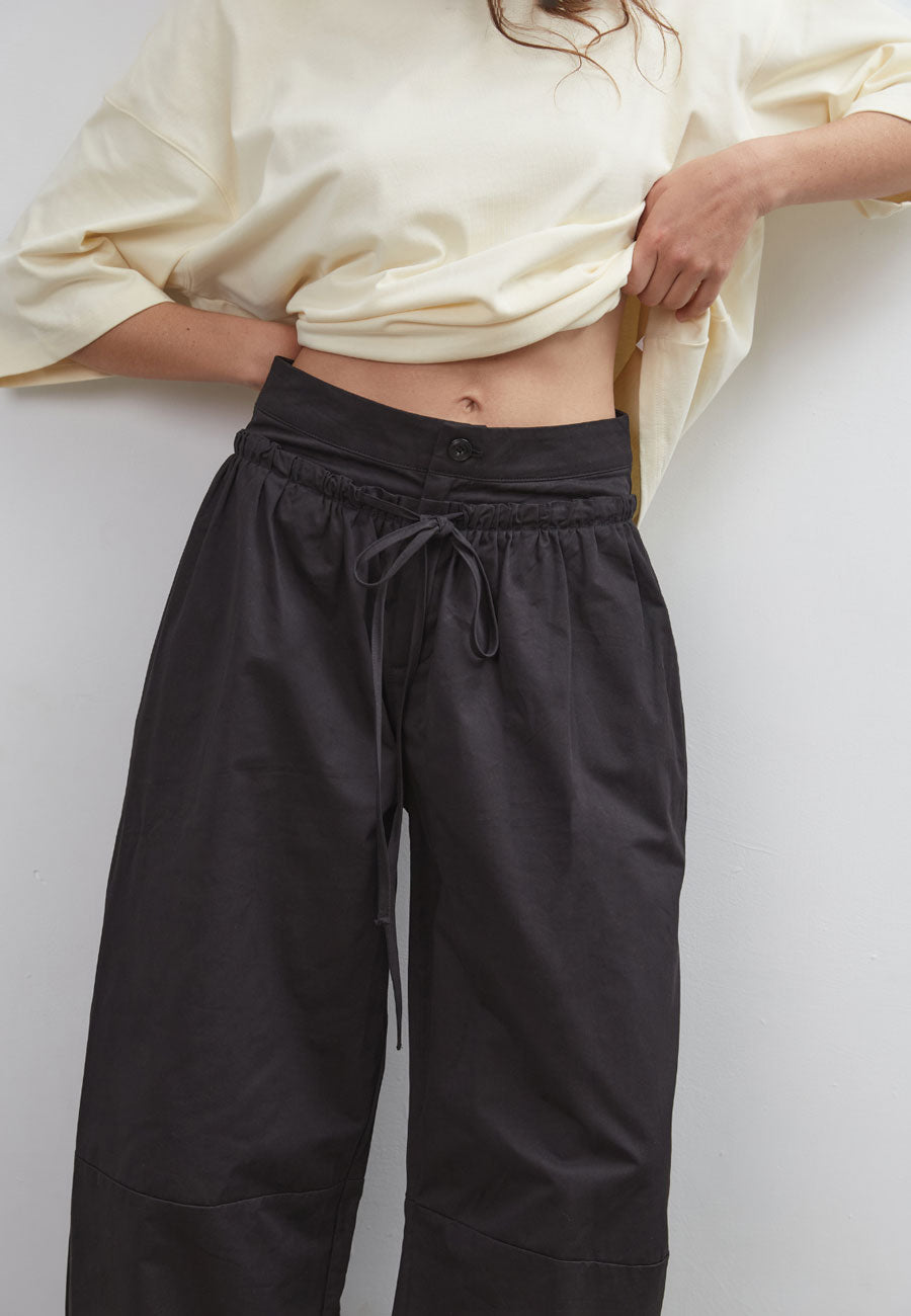 Commonplace Essentials Boundary Double Layer Barrel Pant Black