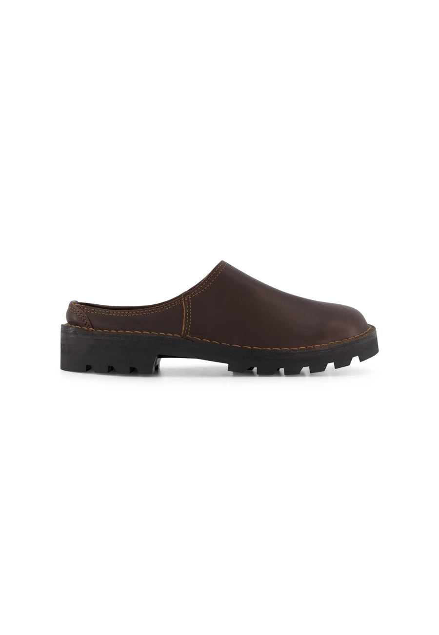 Commonplace X Mckinlays Anderson Slip On Loafer Brown