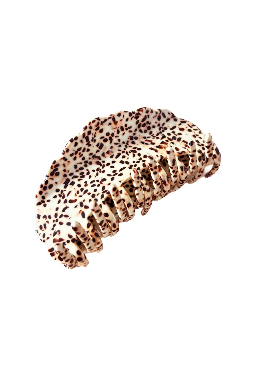Buttermilk Accessories Jenny Clip Cinnamon Latte