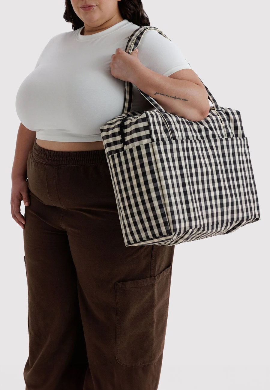 Baggu Cloud Carry-On Black and Cream Gingham