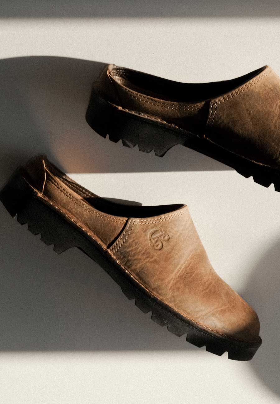 Commonplace X Mckinlays Anderson Slip On Loafer Tobacco Patina