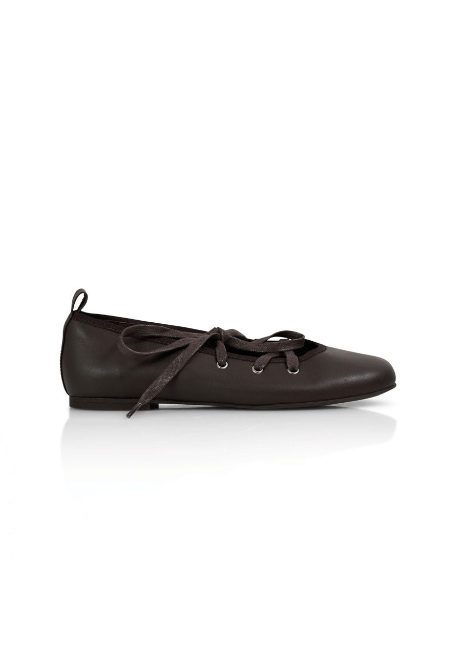 Commonplace Essentials Lacey Ballet Flat Choc