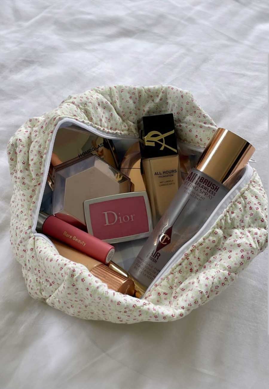 Buttermilk Accessories Grace Carry All Bag Strawberry Fields