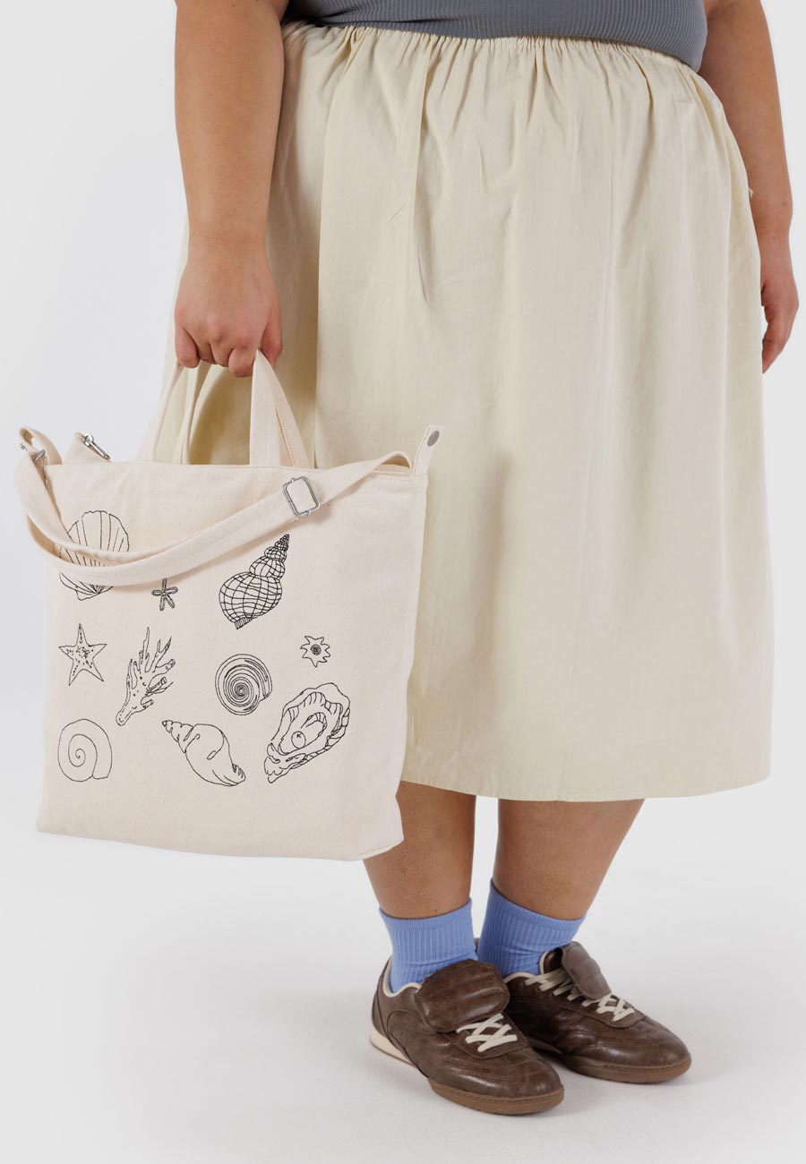 Baggu Horizontal Zip Duck Bag Embroidered Shells