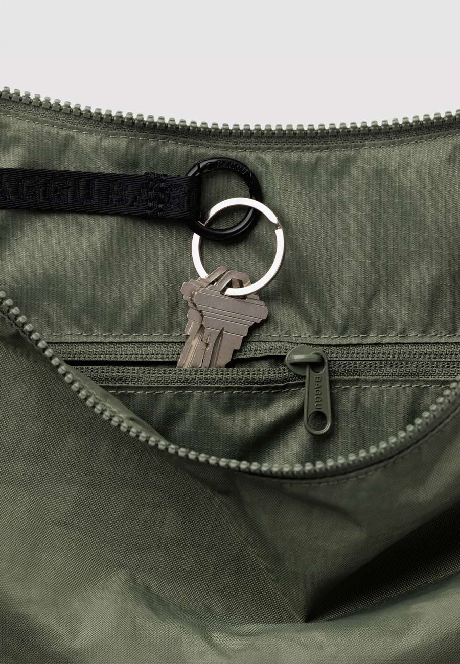 Baggu Large Nylon Crescent Bag Caper