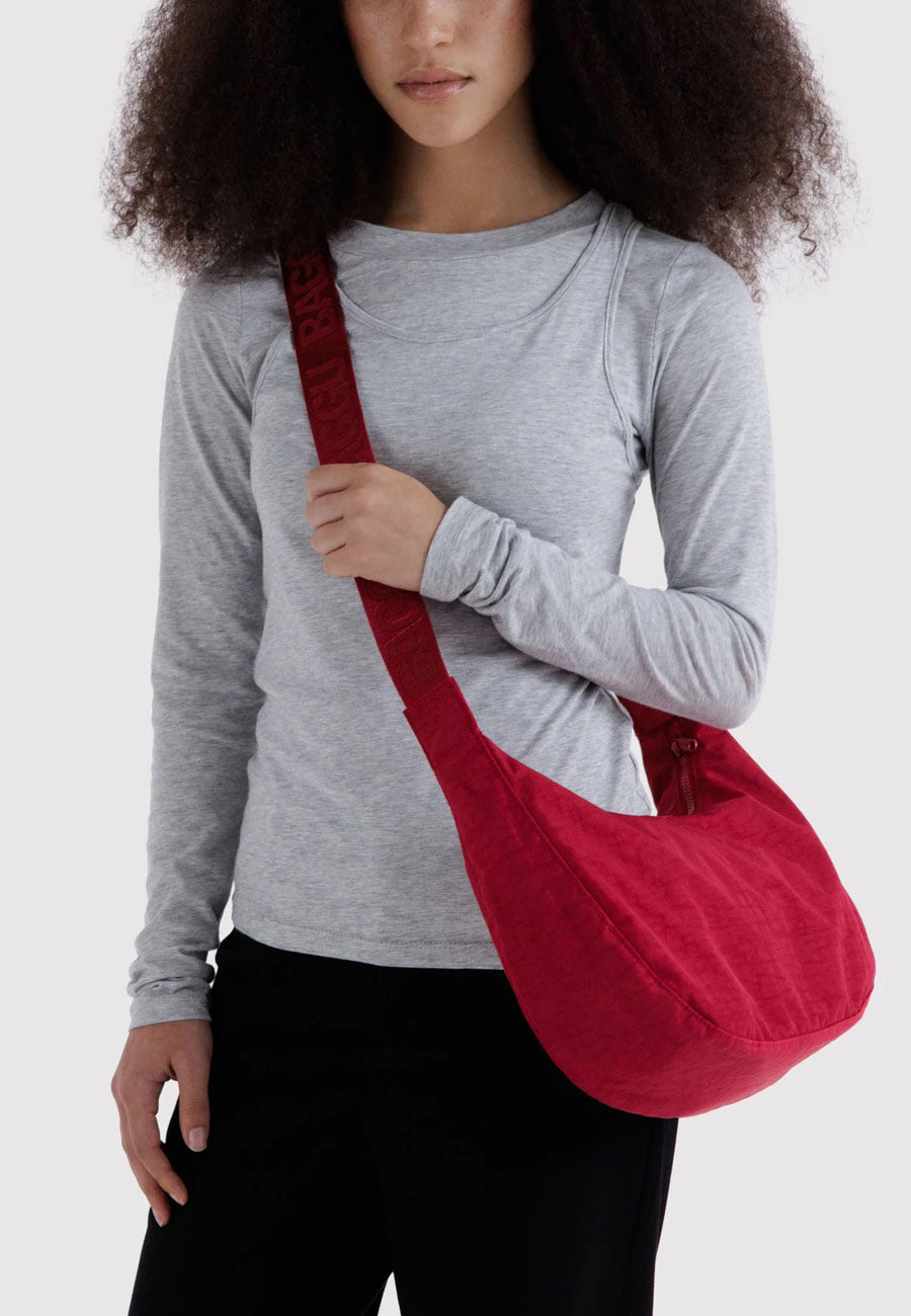 Baggu Medium Nylon Crescent Bag Cherry