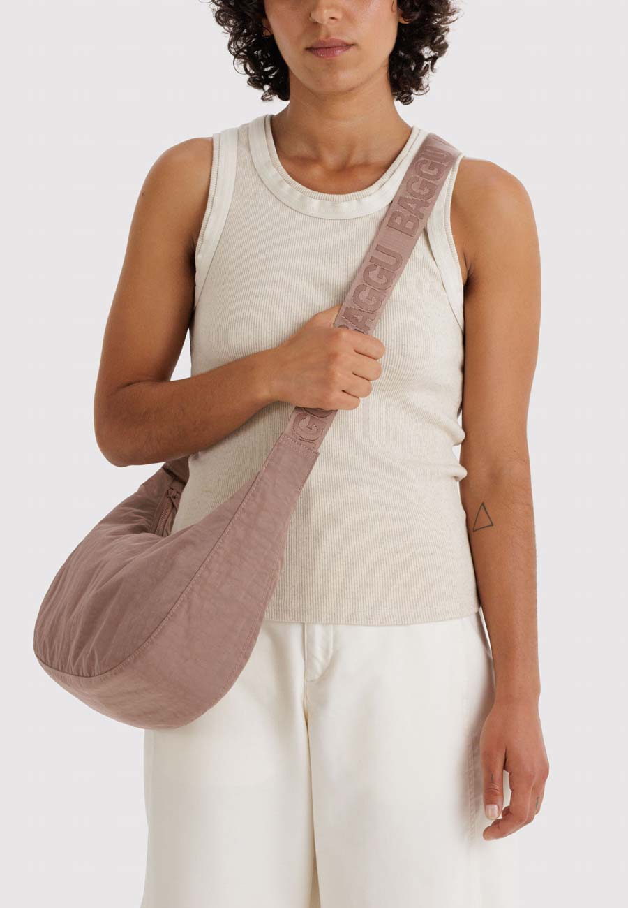 Baggu Medium Nylon Crescent Bag Toasted Almond