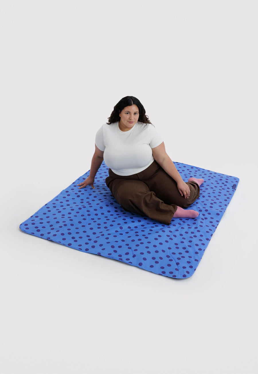 Baggu Puffy Picnic Blanket Blue Polka Dot