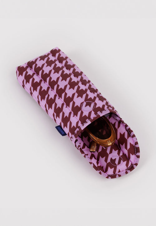 Baggu Puffy Glasses Sleeve Pink Houndstooth