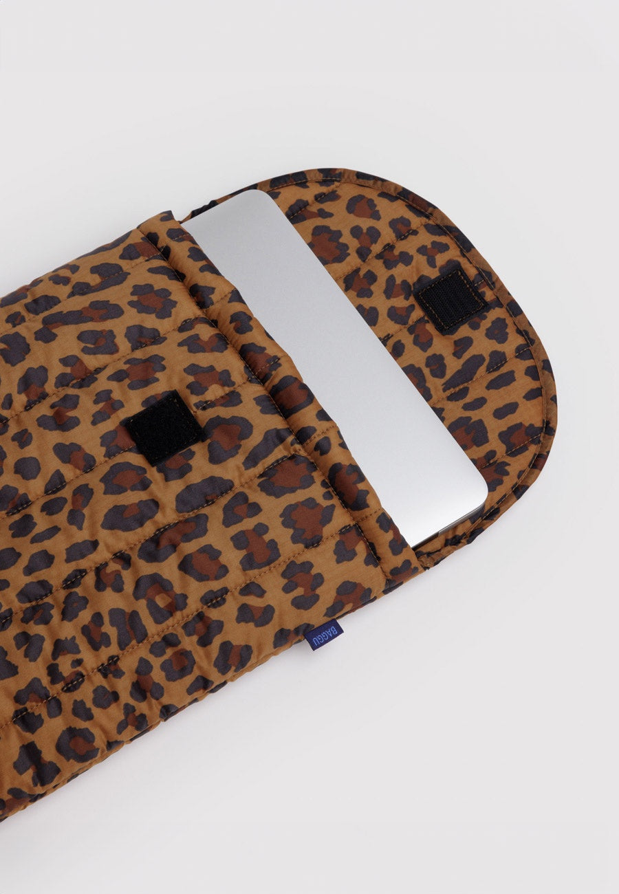 Baggu Puffy Laptop Sleeve Leopard 16"