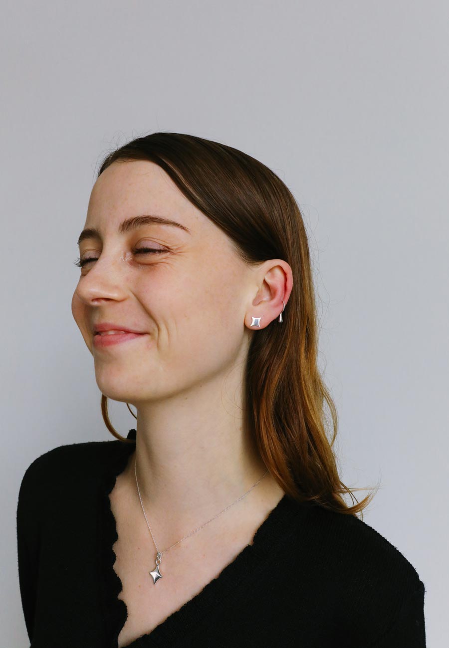 Chills Sparkle Studs Earrings