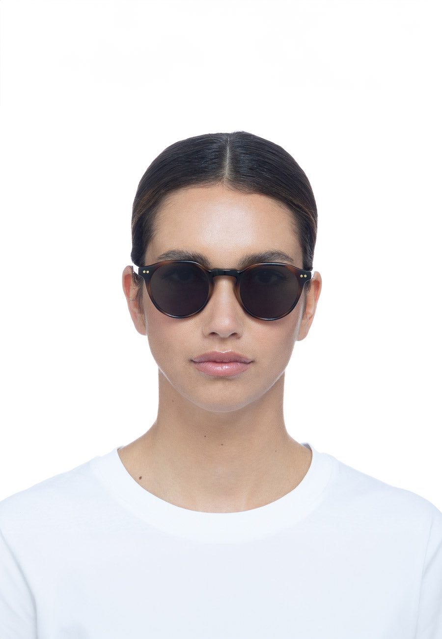 Le Specs Galavant Tort