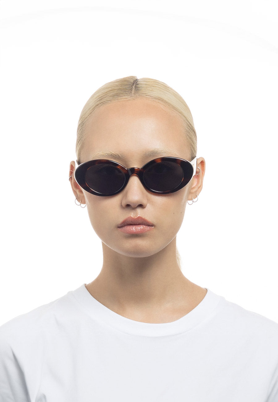 Le Specs Nouveau Vie Dark Tort