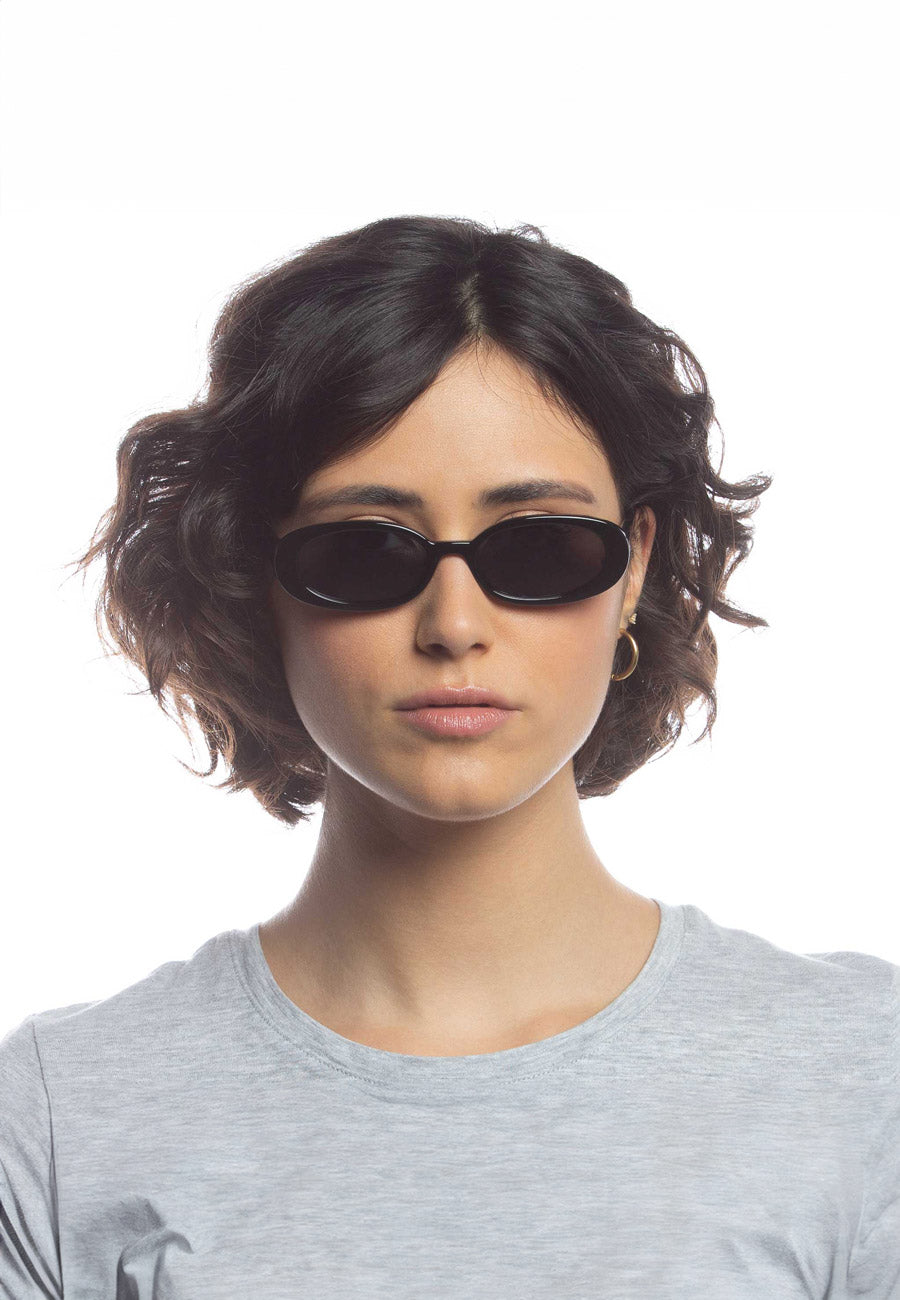 Le Specs Outta Love Tort