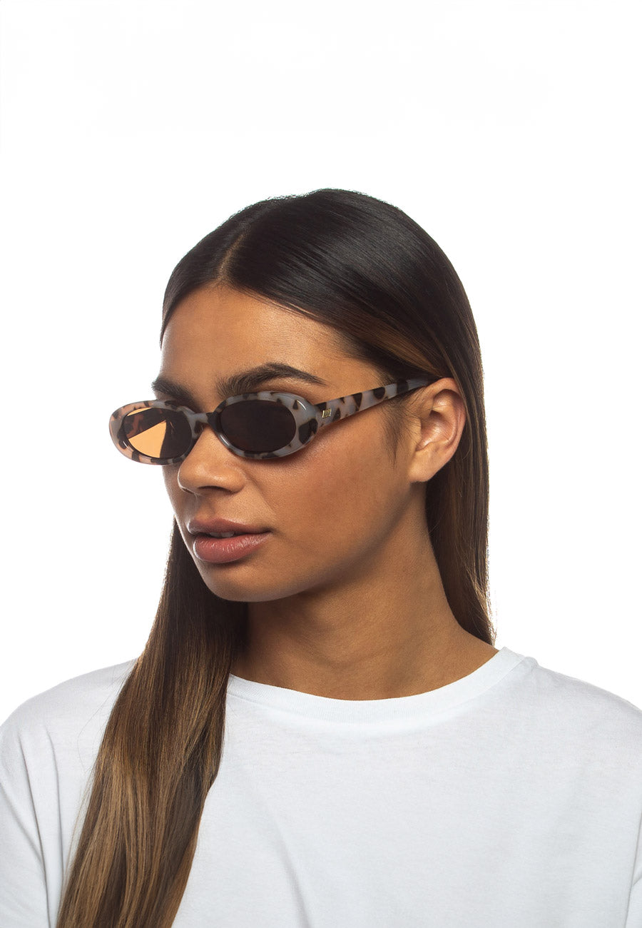 Le Specs Outta Love Cookie Tort
