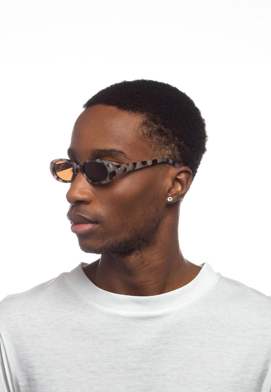 Le Specs Outta Love Cookie Tort