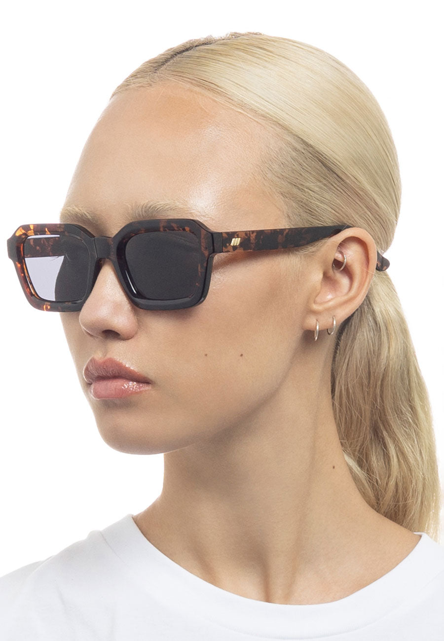 Le Specs Impossible Tokyo Tort
