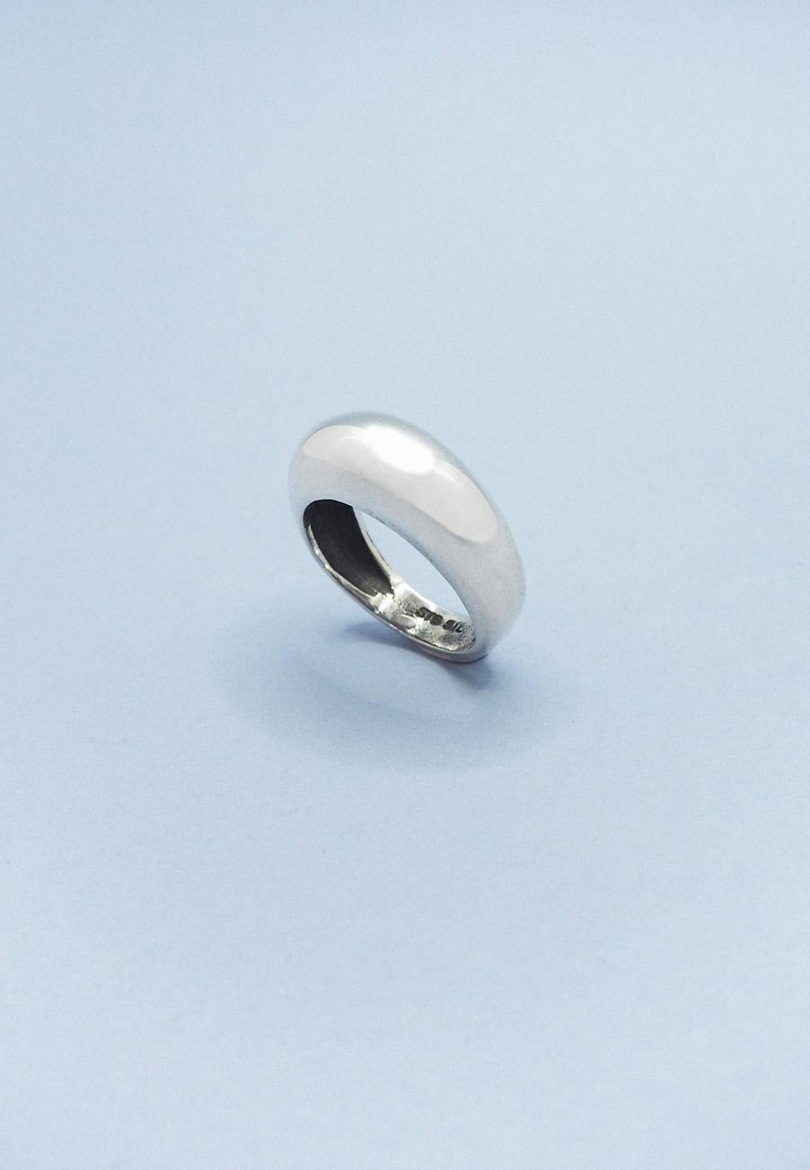 Chills Arch Ring