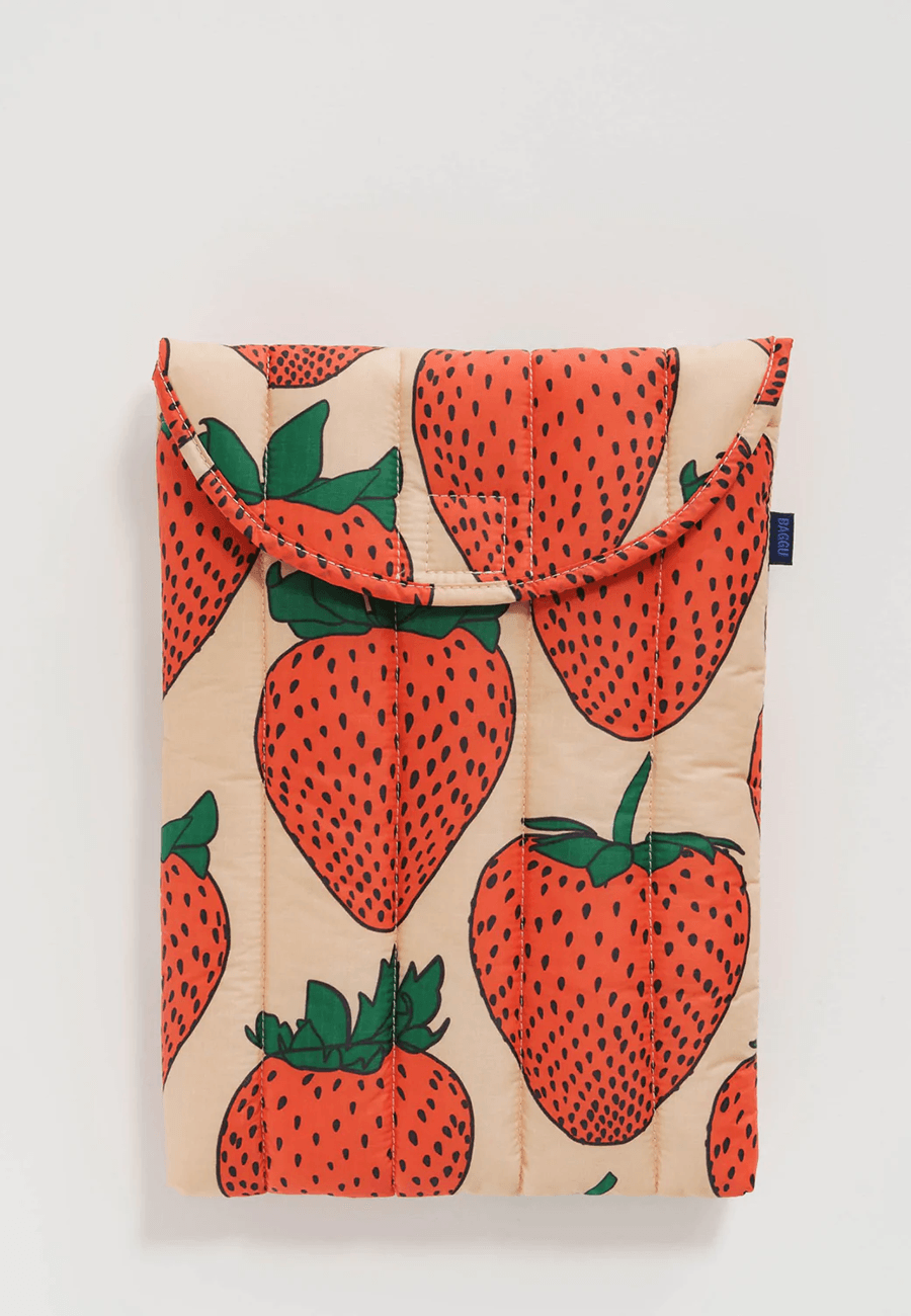 Baggu Puffy Laptop Sleeve Strawberry 13/14" - Uncommon